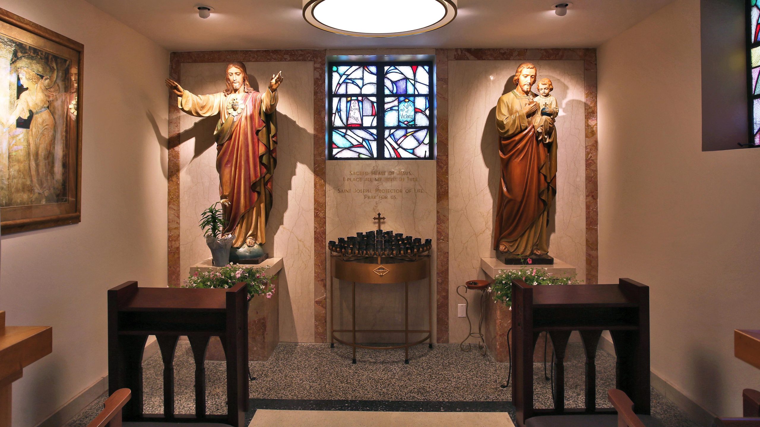Two statues of Jesus at the American Martyrs Church, a Southern California Religious Architecture Project by Pica + Sullivan Architects.